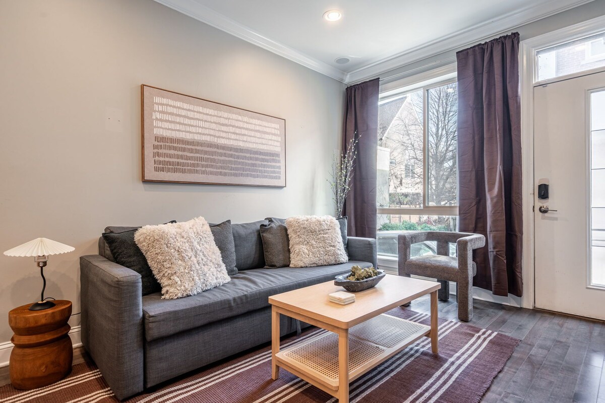 Downtown Philly Gem 4BR/3.5BT W/Roofdeck + Patio