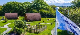 Cozy Dog Friendly Hot Tent With Log Burner & Logs