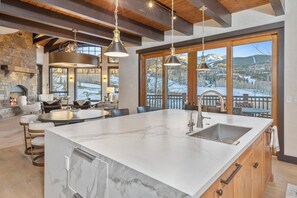 Interior - Vista Haus at Country Club - Private golf and ski retreat!, Perfect ski and golf retreat! (Mountain Village)