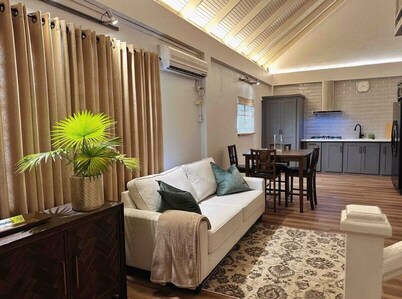 Entire House in Central Trinidad with Modern Finishes - 10 mins from highway