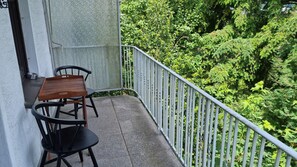 Outdoor dining - Vacation apartment I with panoramic view in the old town of Arnsberg (Arnsberg)