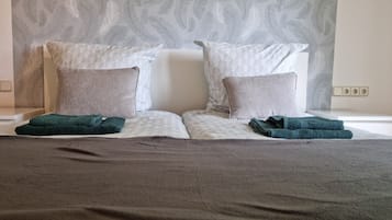 2 slaapkamers, een strijkplank/strijkijzer, wifi, beddengoed