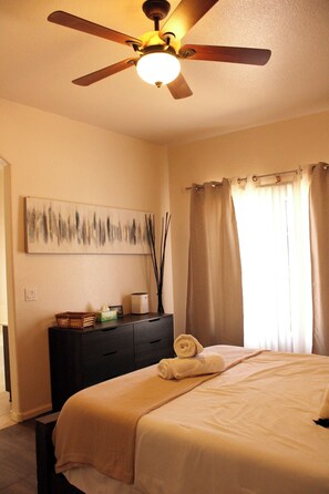 3 Schlafzimmer, Bügeleisen/Bügelbrett, WLAN, Bettwäsche