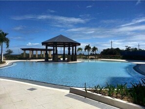 Condo, 1 phòng ngủ, phù hợp cho người khuyết tật, ban công | H  ồ bơi | Hồ bơi ngoài trời 