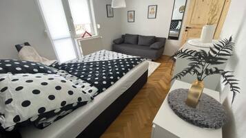 2 bedrooms, free WiFi, bed sheets