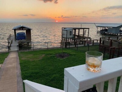 Livingston Lake Living