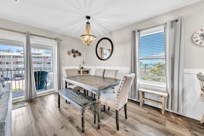 Appart'hôtel, plusieurs lits (Beachside Villas 831- The Sweet Spot) | Restauration