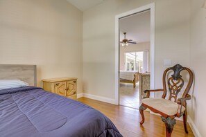 2 chambres, bureau, accès Internet, draps fournis