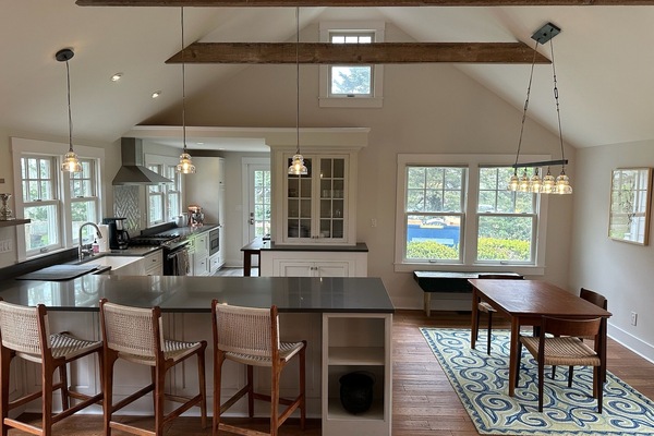 Large great room with kitchen