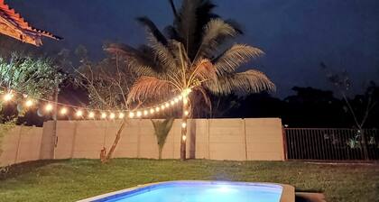 Quinta Rincon Silvestre w/AC, WiFi & pool in lovely Peñas Blancas near V. Arenal