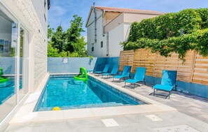 Beheizter Pool