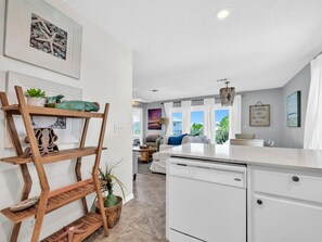 Appart'hôtel, plusieurs lits (Beachside Villas 931- Mellow Waves) | Intérieur