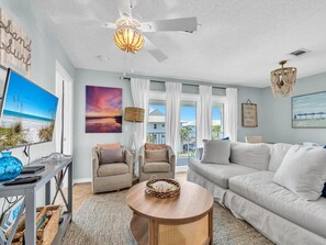Appart'hôtel, plusieurs lits (Beachside Villas 931- Mellow Waves) | Coin séjour