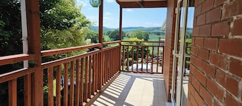 Two bedroom Annexe with Hot Tub