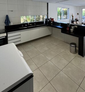 Microwave, oven, stovetop