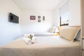 3 habitaciones, tabla de planchar con plancha y wifi gratis 