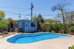 Piscine extérieure, piscine chauffée