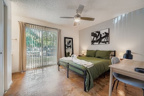 2 habitaciones, escritorio, tabla de planchar con plancha y wifi gratis
