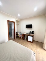 Caja de seguridad en la habitación y cortinas blackout 