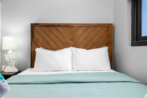 3 chambres, fer et planche à repasser, Wi-Fi gratuit, draps fournis