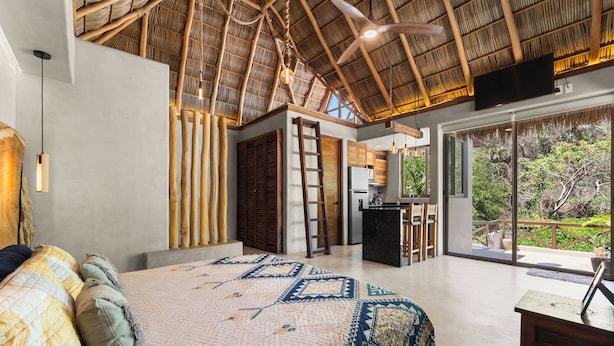 1 bedroom, WiFi (free), bed sheets
