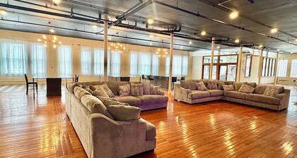Stunning 9 bedroom VRBO nestled in the heart of historic downtown!