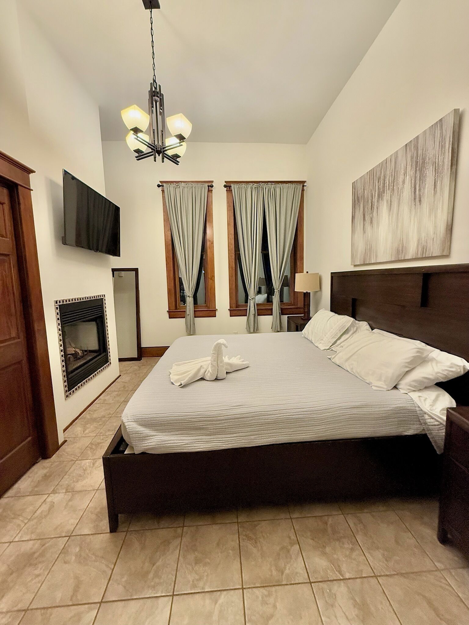 9 habitaciones, wifi y ropa de cama 