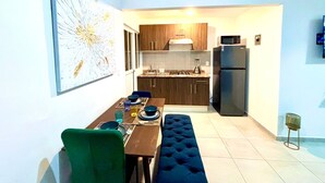 Dining - COMFORTABLE APARTMENT "COLIBRI" IN QUERETARO, MEXICO. PLACE OF VINEYARDS ! (La Pradera)