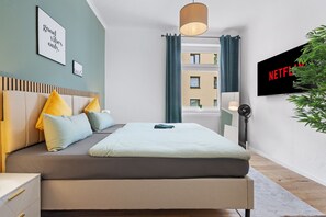 3 chambres, fer et planche à repasser, Wi-Fi, draps fournis