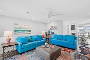 House, Multiple Beds (Gulf Winds East #1- Mira-Marr's Emera) | Living area