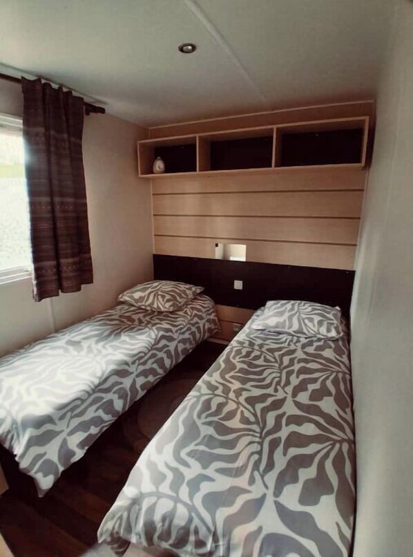 2 slaapkamers, een strijkplank/strijkijzer, wifi, beddengoed