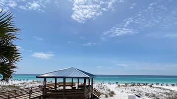 House, Multiple Beds (Gulf Winds East #36) | Beach