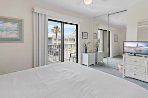 Townhome, Multiple Beds (Gulf Winds East #36)