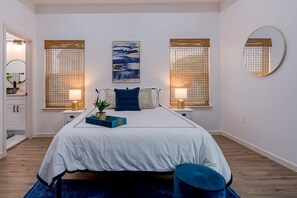 5 bedrooms, iron/ironing board, WiFi, bed sheets