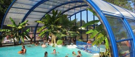 Innenpool, beheizter Pool