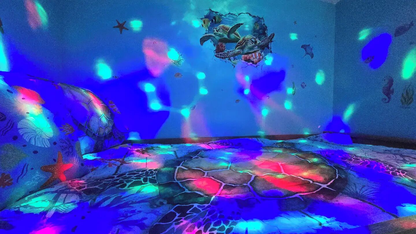 3 bedrooms, iron/ironing board, travel cot, free WiFi