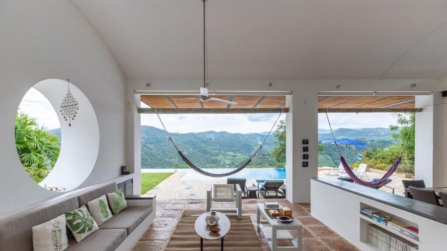 Yeguas Z26 by Wynwood House