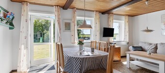 Gorgeous home in Sydals with WiFi