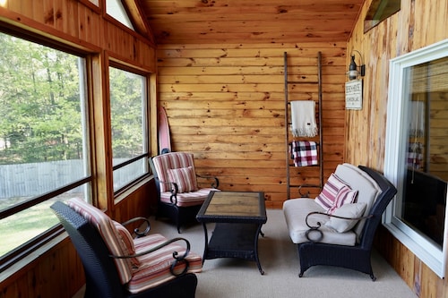 Gore Mountain Hot Tub Escape 7 bedroom Sleeps 22+