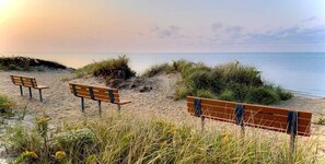 Am Strand, Liegestühle