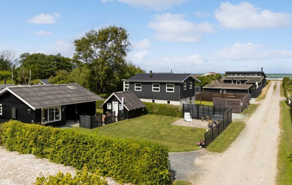 Exterior - Beautiful home in Otterup with WiFi (Otterup)