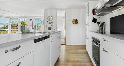 Nice home in Brenderup Fyn with WiFi