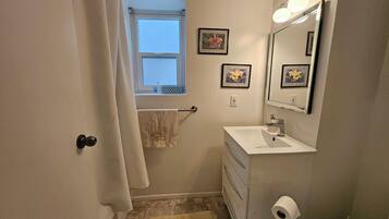 Articles de toilette écologiques, sÚche-cheveux, bidet