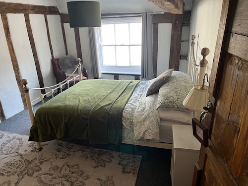 Harleston Norfolk/ Suffolk Border Historic Cottage