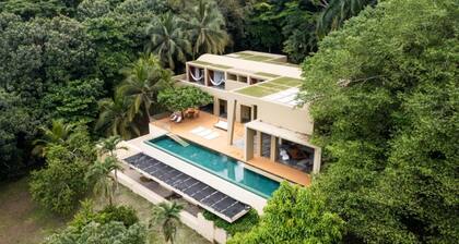 Yeguas R3 by Wynwood House