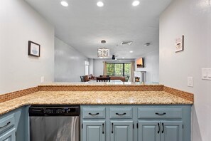 Interior - Vista Condo 2BR/2BA on Shangri-La Golf Course (Afton)