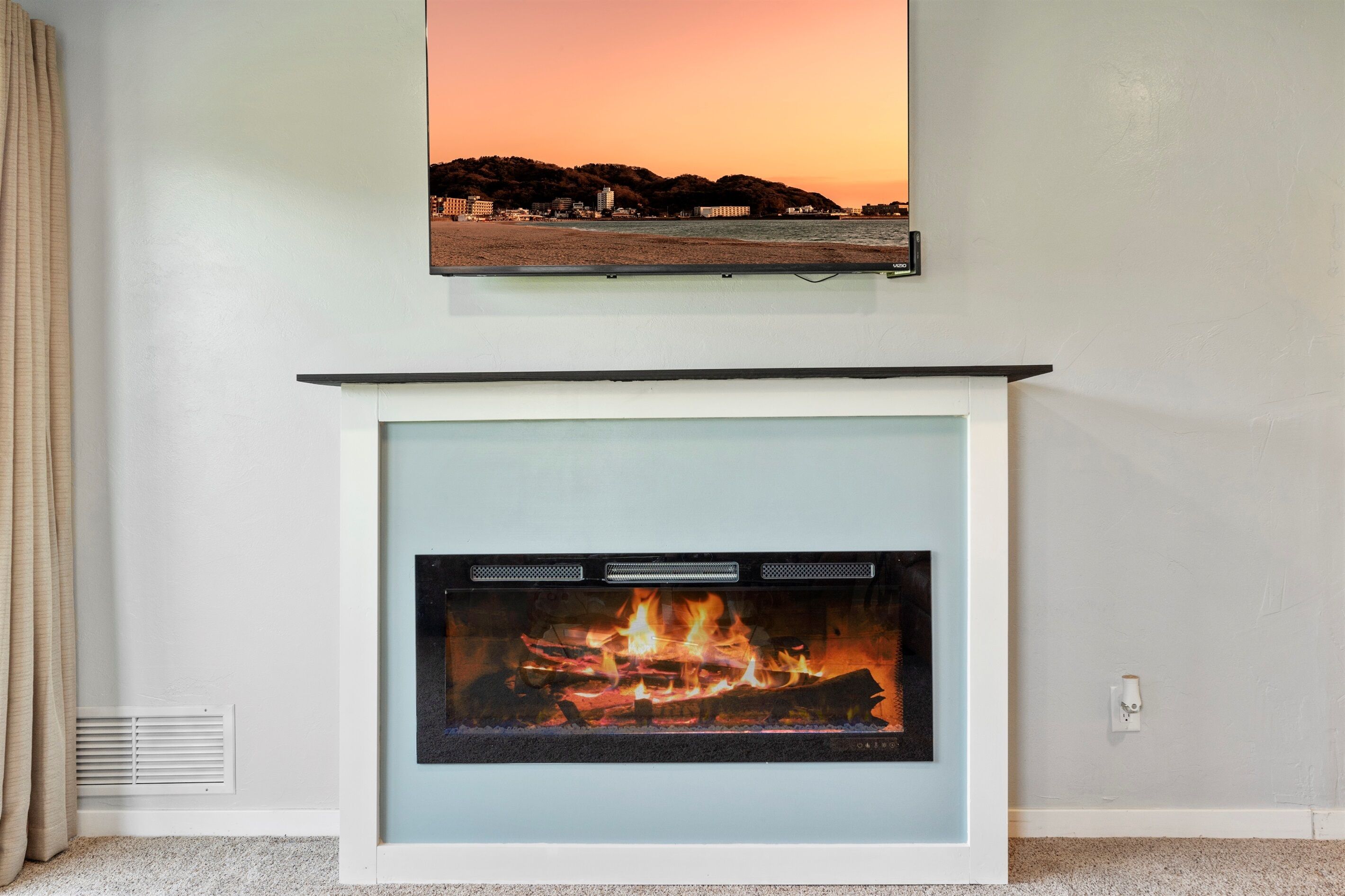 Electric fireplace
