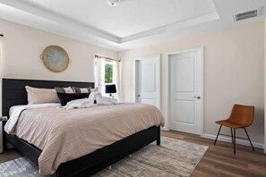 3 habitaciones, tabla de planchar con plancha y wifi gratis 