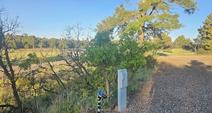 Quiet and cozy rv spot.  Enjoy peace and quiet away from town.