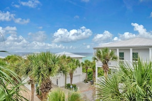 Casa, varias camas (Grouper Therapy) | Exterior
